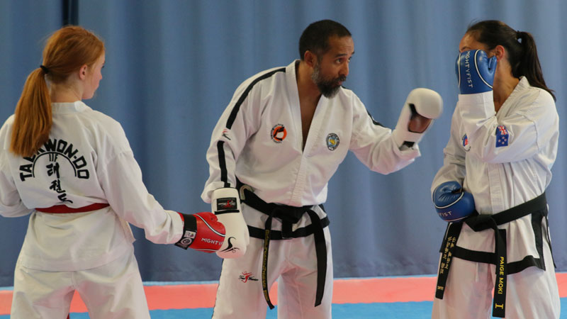 “The Dragon” Sparring Class with ITF legend Stephen Tapilatu.