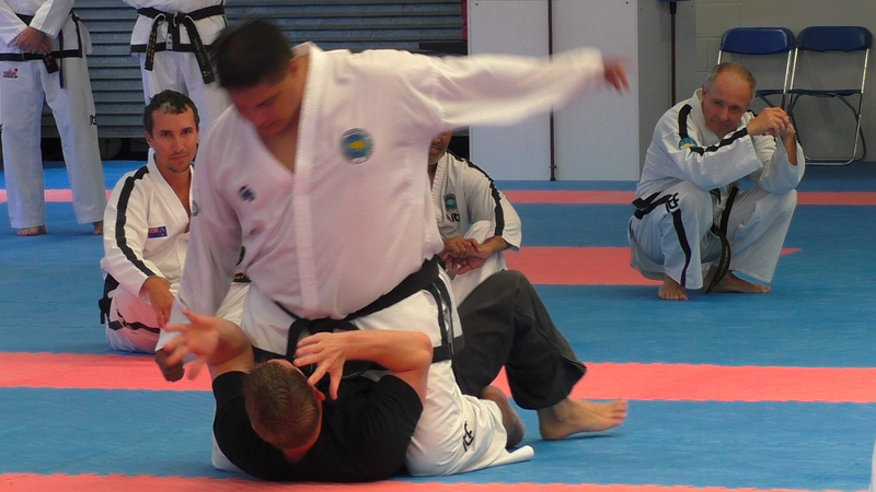 ground self defence 1