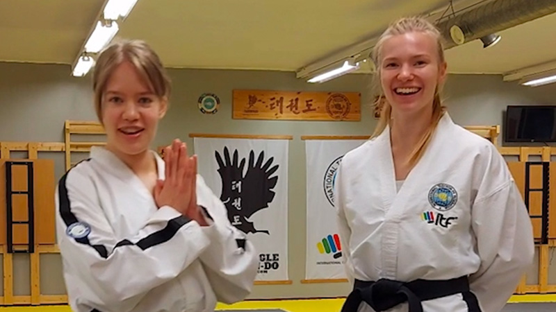 Sanna Rantasaari explaining core stability training concepts for Taekwon-Do practitioners